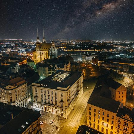 Grand Palace Brno Luaran gambar