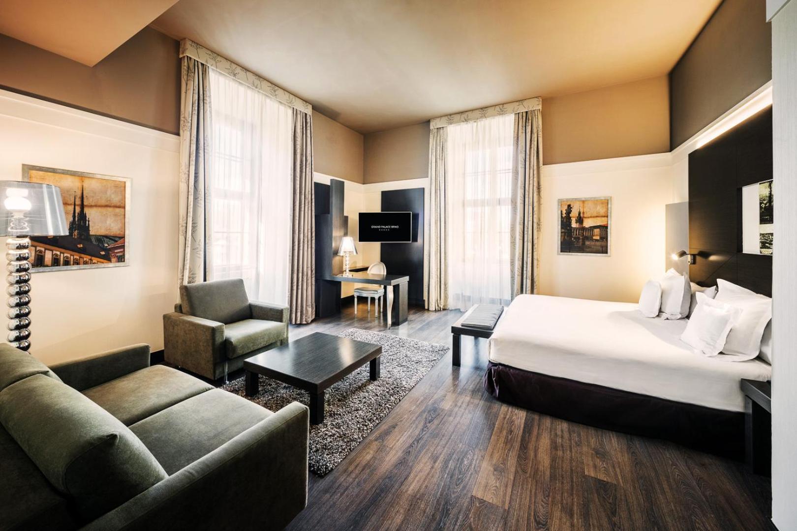Grand Palace Brno Luaran gambar Suite