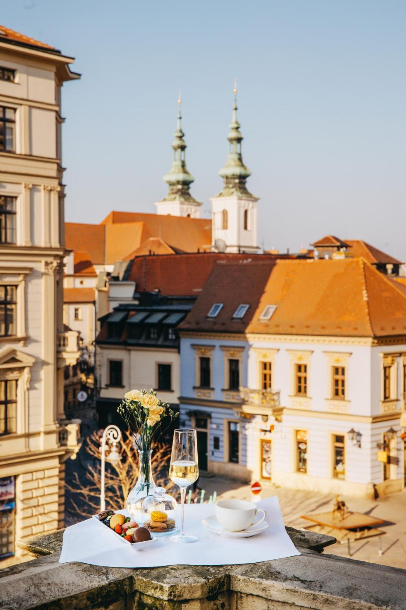 Grand Palace Brno Luaran gambar